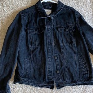 Target-Black Jean Jacket( L/XL)